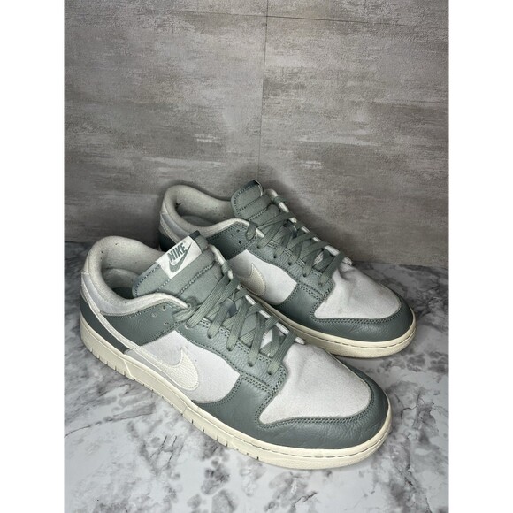 Nike White Gray Mica Green 2023 Dunk Low Sz. 11 SB Supreme Futura DV7212-300 main image 11